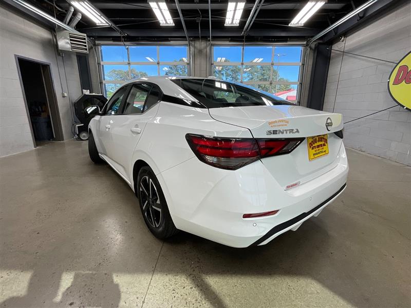 2024 NISSAN SENTRA SV