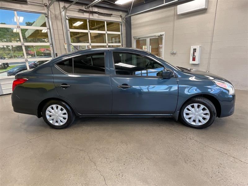 2017 NISSAN VERSA SEDAN S