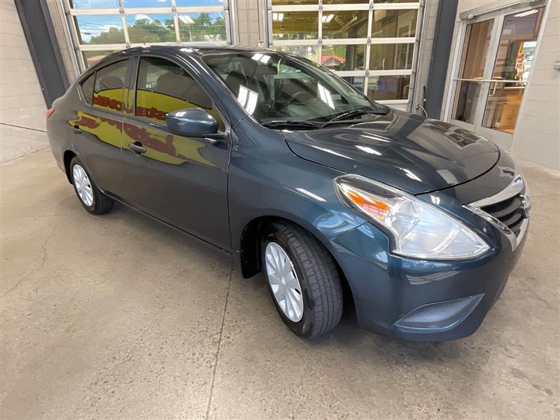 2017 NISSAN VERSA SEDAN S