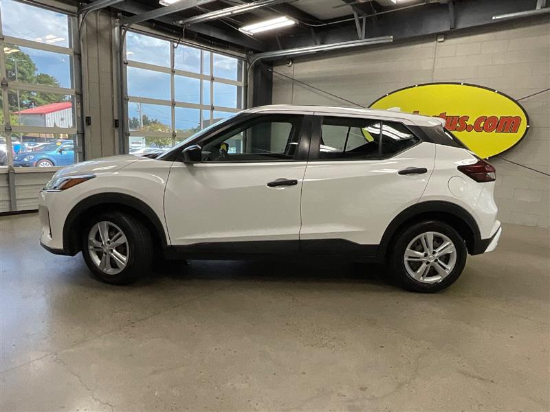2022 NISSAN KICKS S