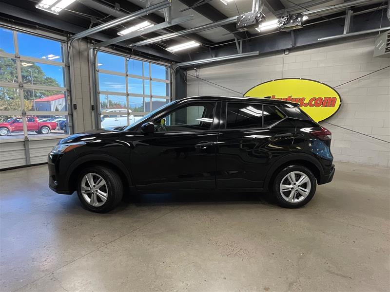 2021 NISSAN KICKS S