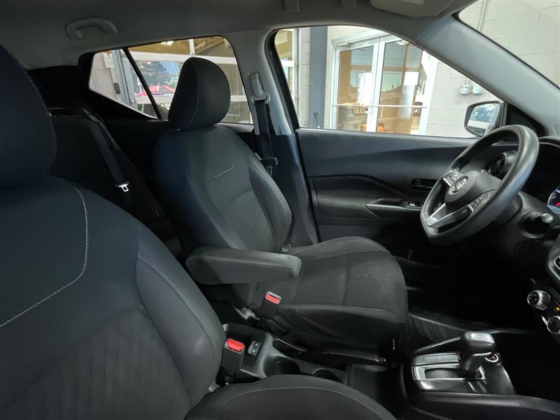 2021 NISSAN KICKS S