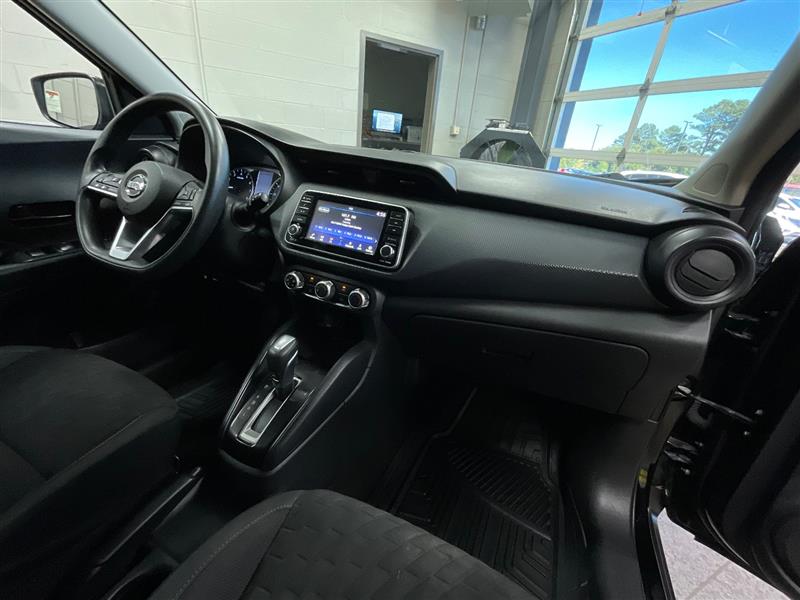 2021 NISSAN KICKS S