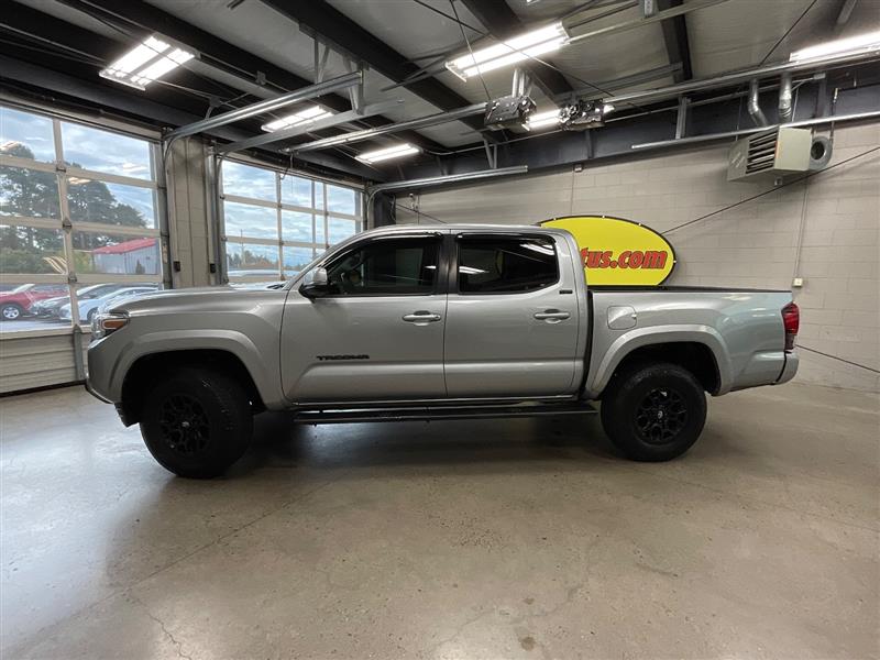 2022 TOYOTA TACOMA SR5