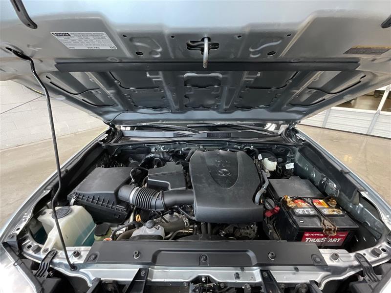 2022 TOYOTA TACOMA SR5