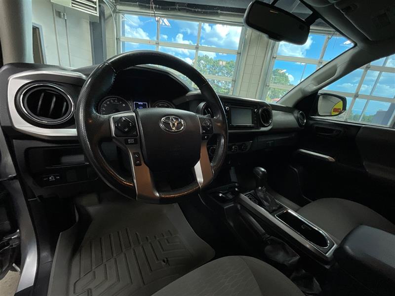 2017 TOYOTA TACOMA SR5