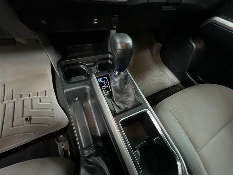 2017 TOYOTA TACOMA SR5