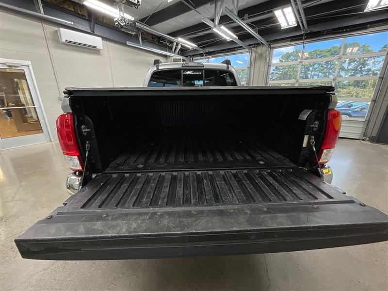 2017 TOYOTA TACOMA SR5