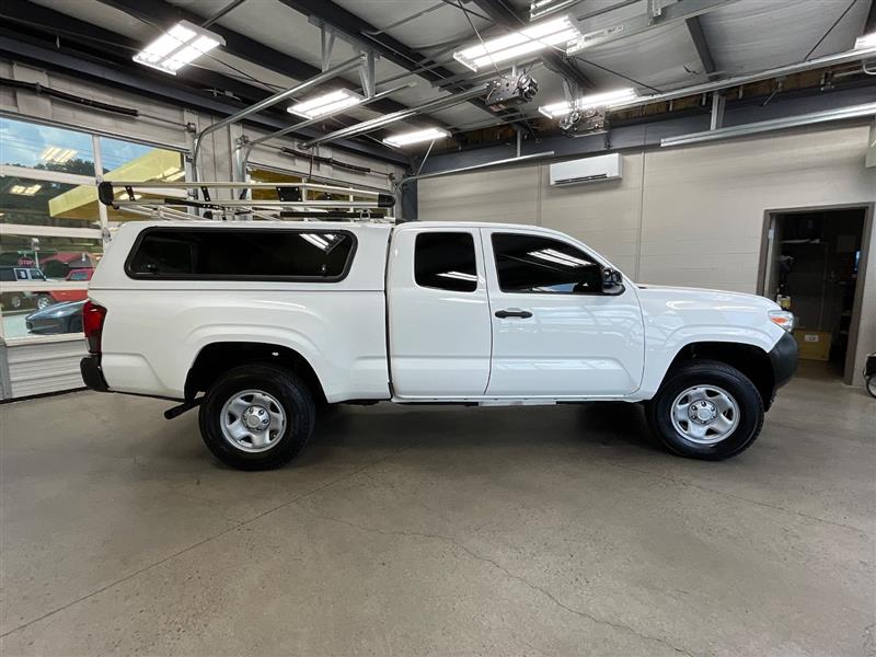 2023 TOYOTA TACOMA SR