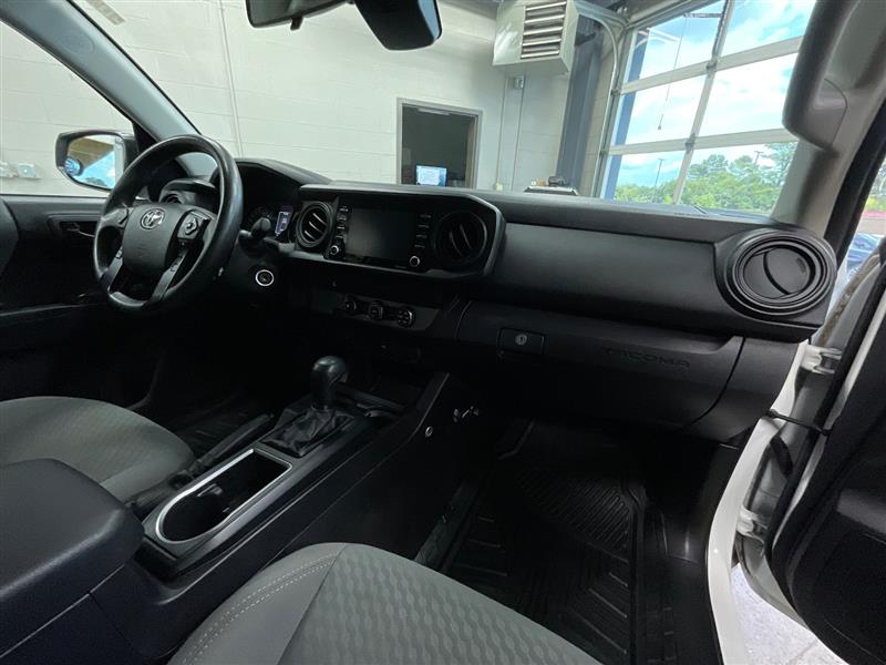 2022 TOYOTA TACOMA SR