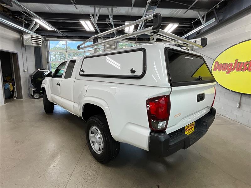 2022 TOYOTA TACOMA SR
