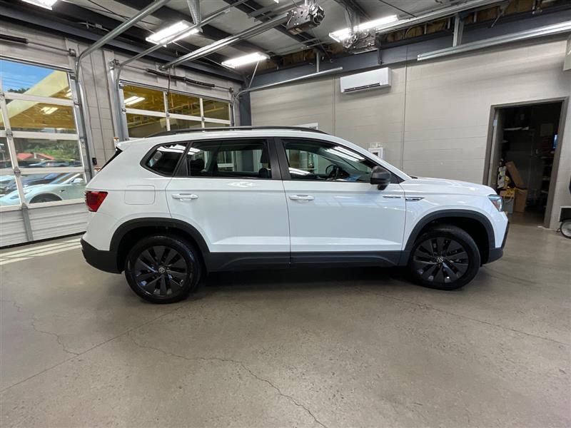 2024 VOLKSWAGEN TAOS S