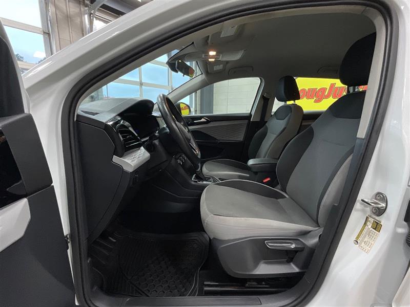 2023 VOLKSWAGEN TAOS S