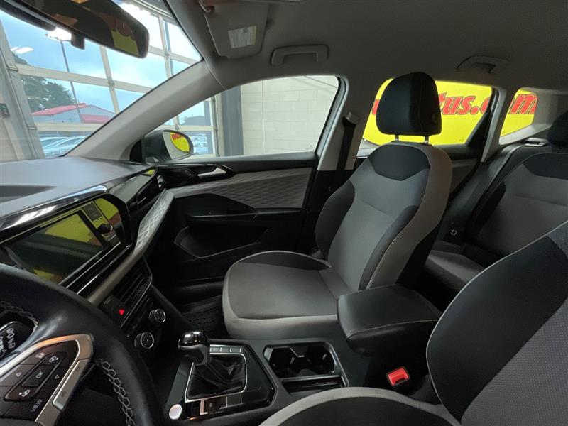 2023 VOLKSWAGEN TAOS S