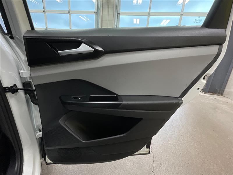 2023 VOLKSWAGEN TAOS S