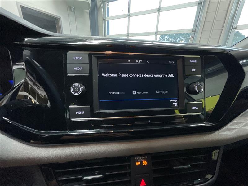 2023 VOLKSWAGEN TAOS S