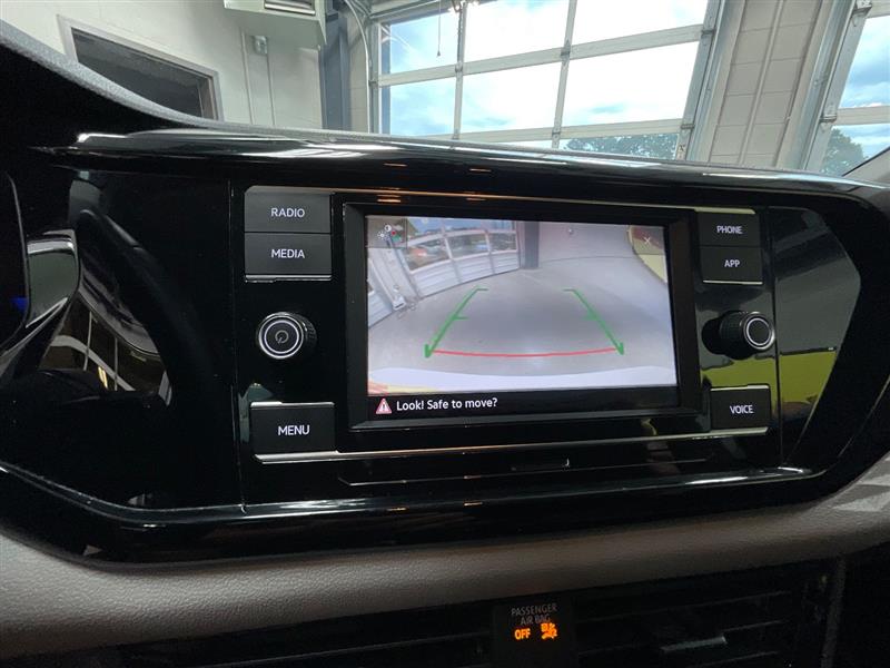 2023 VOLKSWAGEN TAOS S