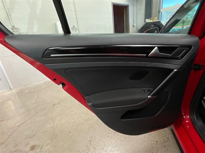 2017 VOLKSWAGEN GOLF GTI S