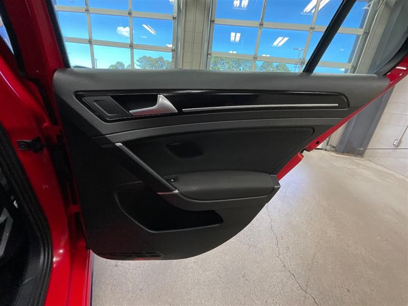 2017 VOLKSWAGEN GOLF GTI S