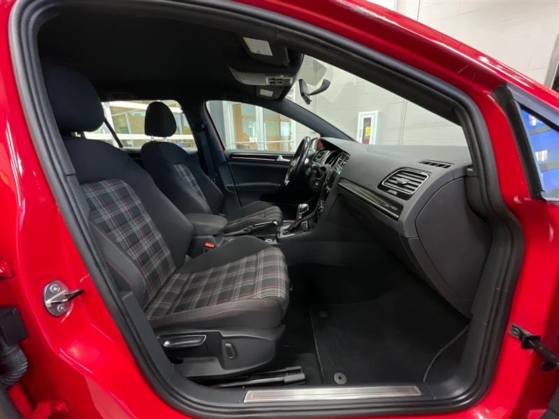2017 VOLKSWAGEN GOLF GTI S