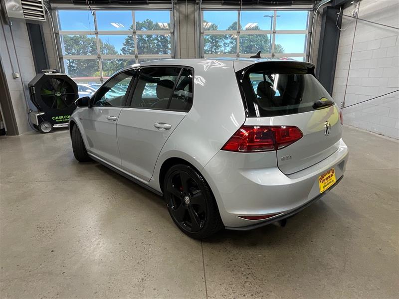 2015 VOLKSWAGEN GOLF GTI SE
