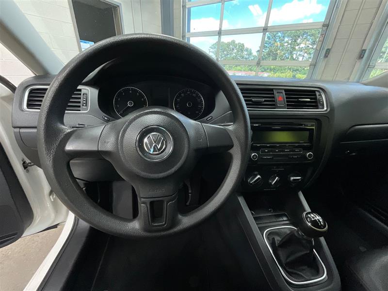 2012 VOLKSWAGEN JETTA SE