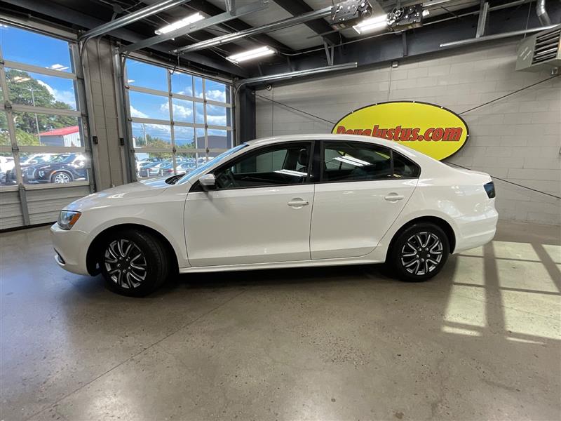 2012 VOLKSWAGEN JETTA SE