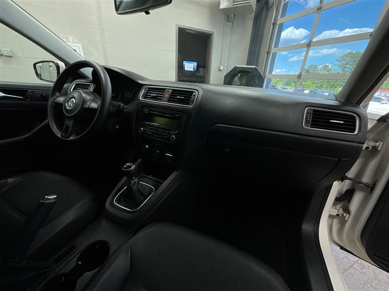 2012 VOLKSWAGEN JETTA SE
