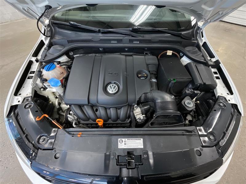 2012 VOLKSWAGEN JETTA SE