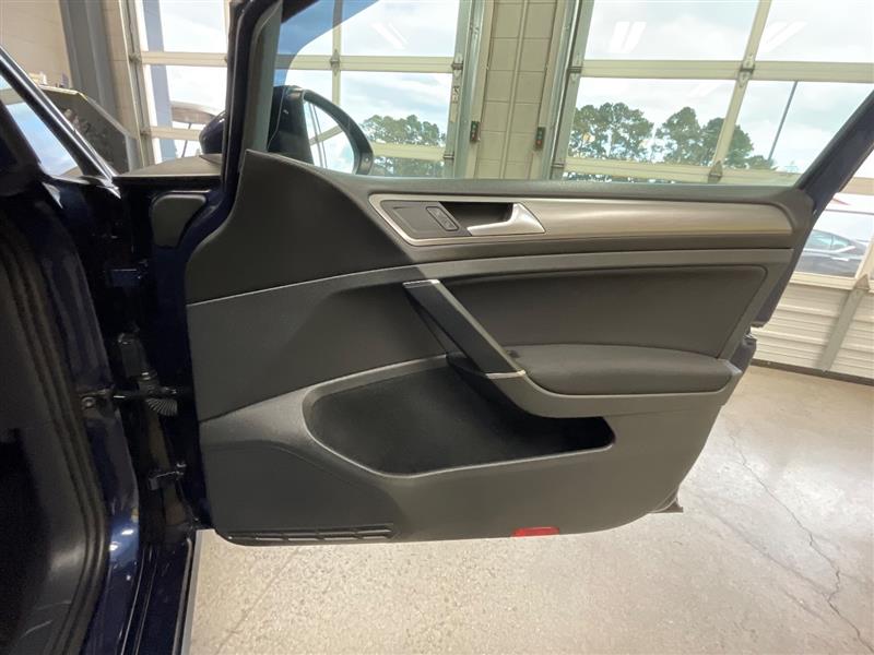 2016 VOLKSWAGEN GOLF S