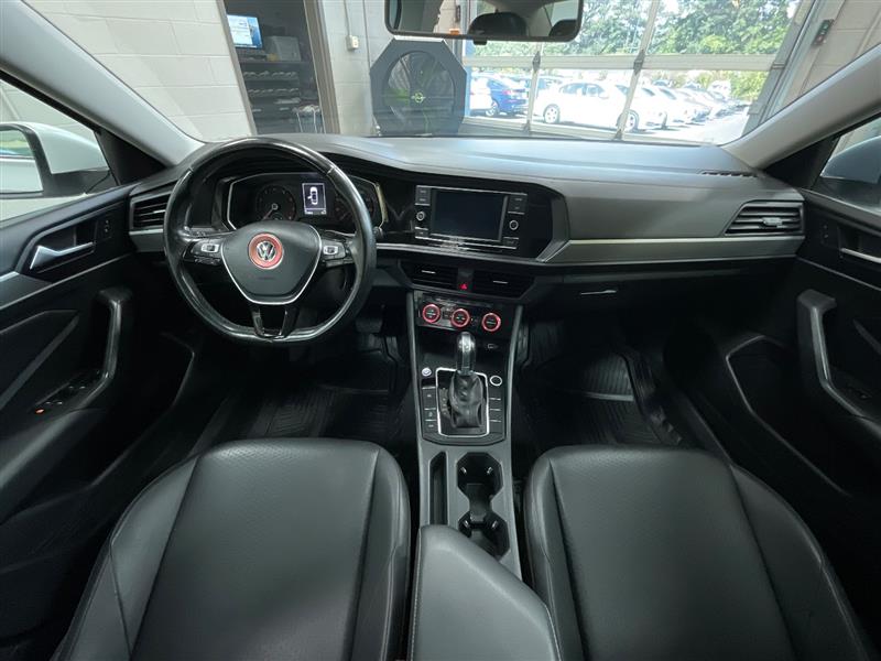 2019 VOLKSWAGEN JETTA SE