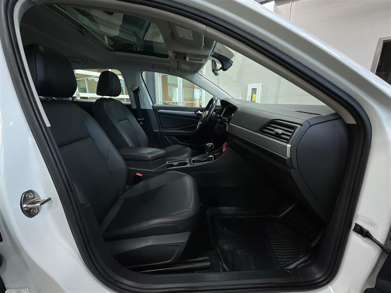 2019 VOLKSWAGEN JETTA SE