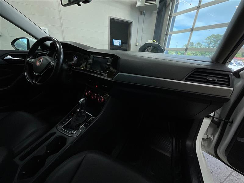 2019 VOLKSWAGEN JETTA SE