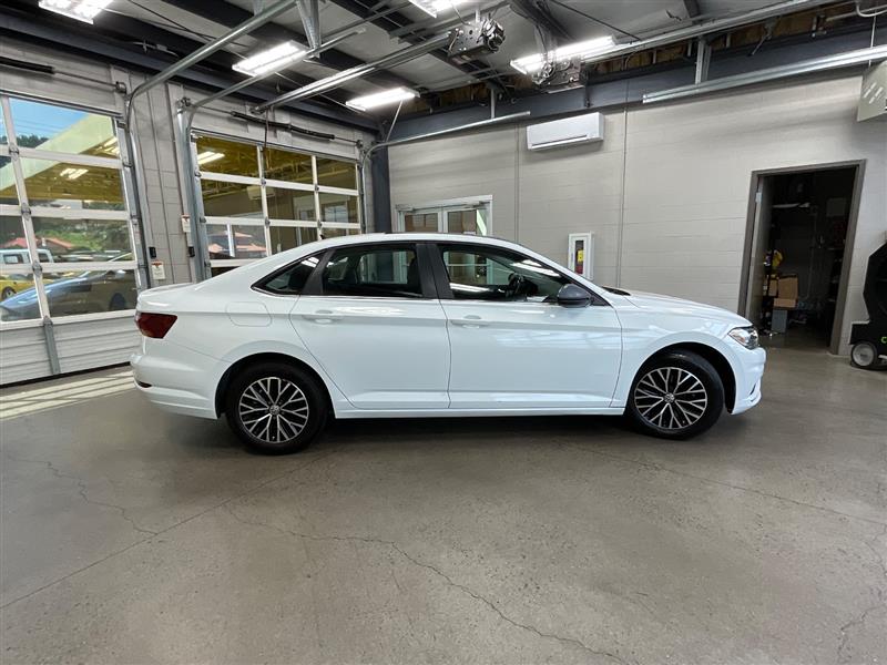 2019 VOLKSWAGEN JETTA SE