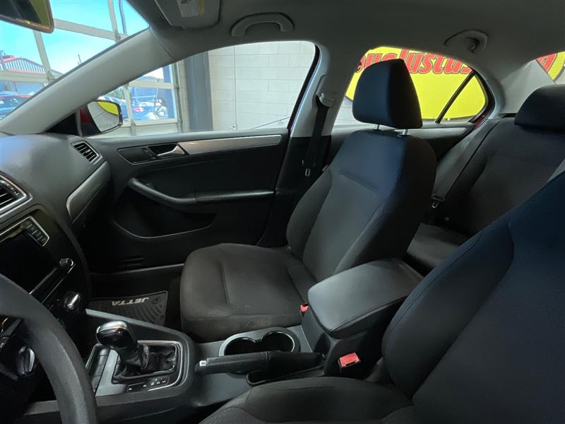2016 VOLKSWAGEN JETTA 1.4T SE