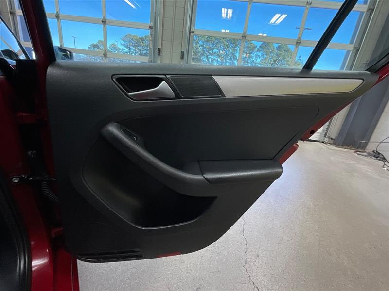 2016 VOLKSWAGEN JETTA 1.4T SE