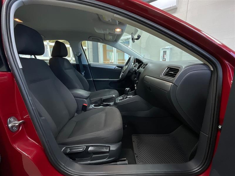 2016 VOLKSWAGEN JETTA 1.4T SE