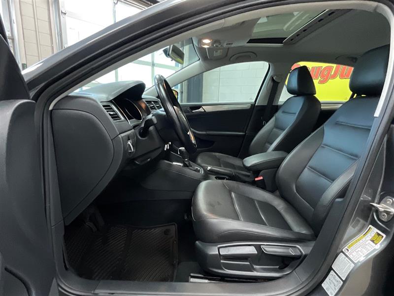2017 VOLKSWAGEN JETTA 1.4T SE