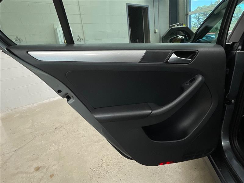 2017 VOLKSWAGEN JETTA 1.4T SE