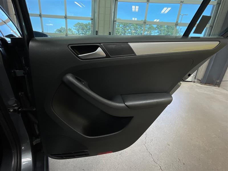 2017 VOLKSWAGEN JETTA 1.4T SE