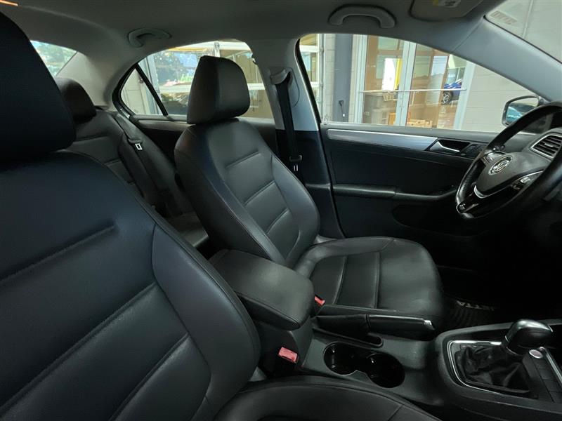 2017 VOLKSWAGEN JETTA 1.4T SE