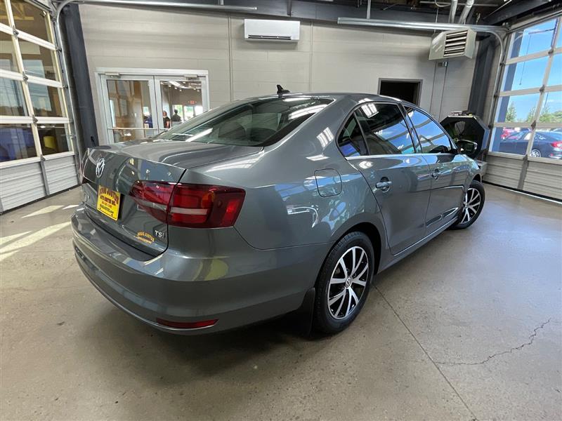 2017 VOLKSWAGEN JETTA 1.4T SE