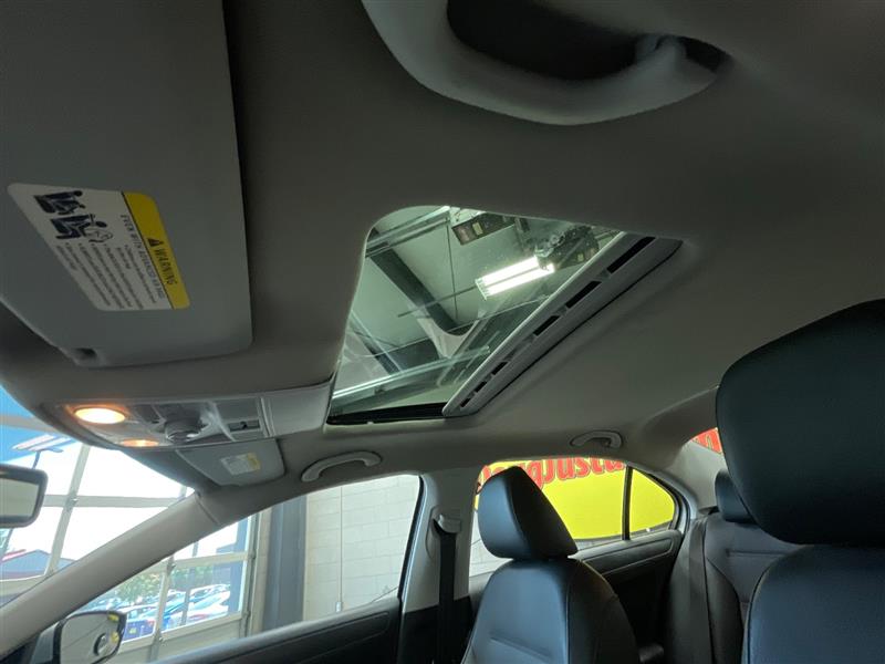 2011 VOLKSWAGEN JETTA SE