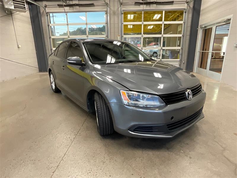 2012 VOLKSWAGEN JETTA SE