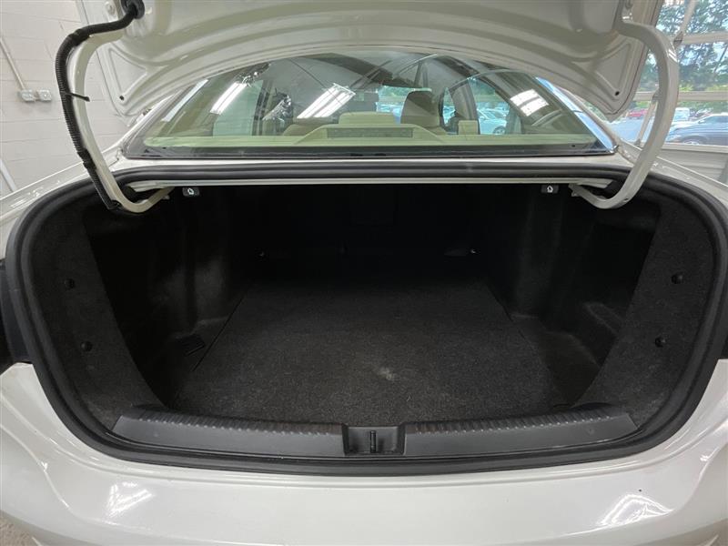 2011 VOLKSWAGEN JETTA SE