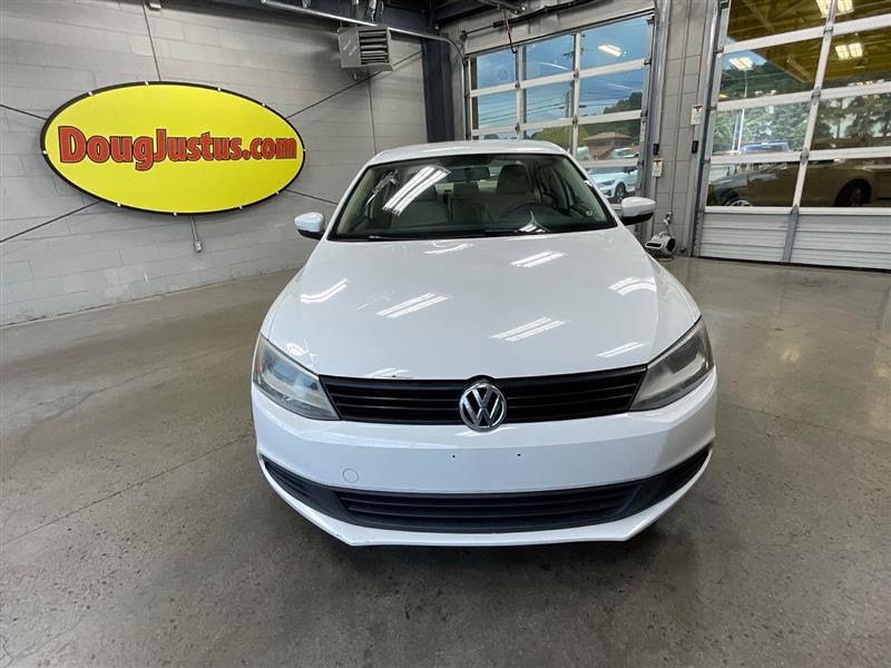 2011 VOLKSWAGEN JETTA SE
