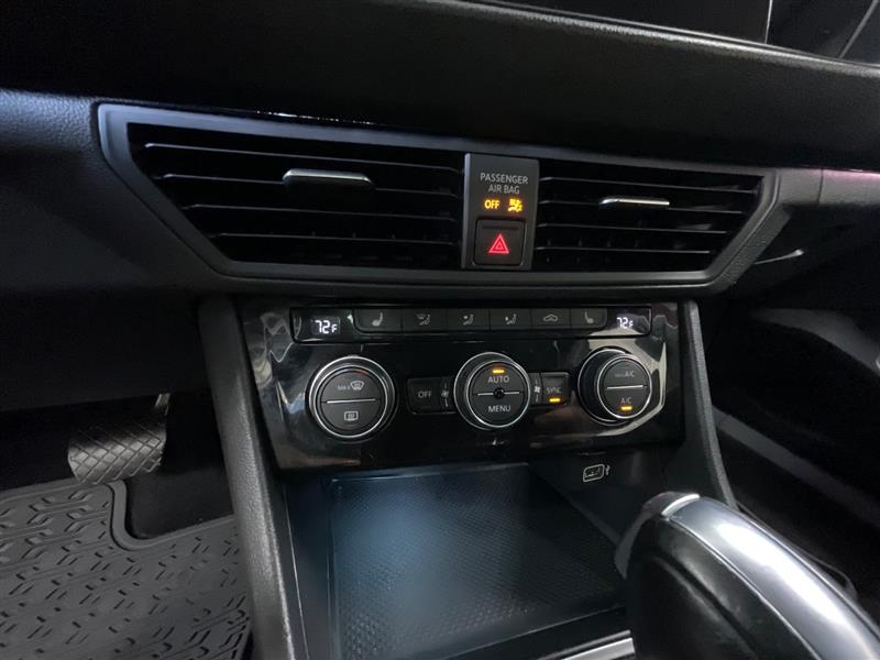 2019 VOLKSWAGEN JETTA SEL