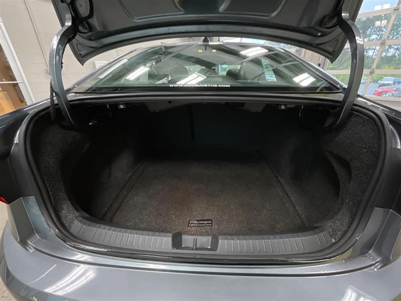 2019 VOLKSWAGEN JETTA SEL PREMIUM