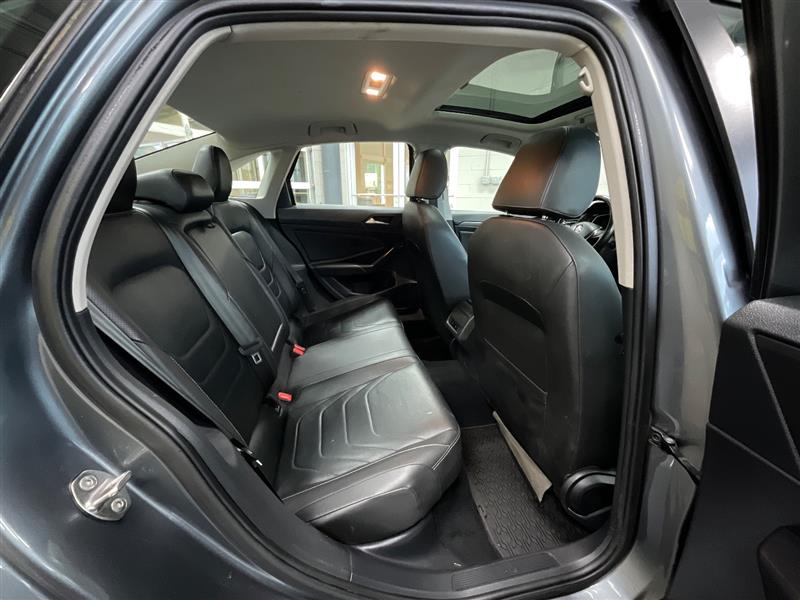 2019 VOLKSWAGEN JETTA SEL PREMIUM