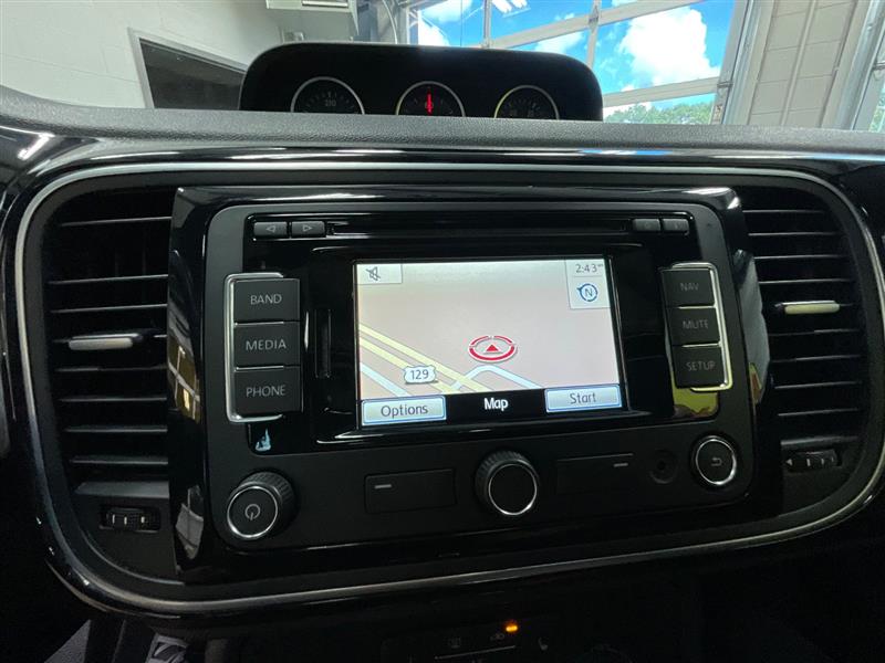 2015 VOLKSWAGEN BEETLE COUPE 2.0L TDI